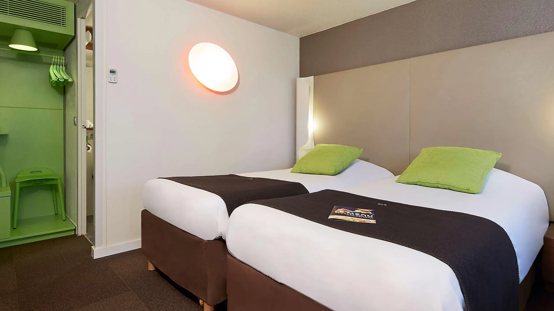 Hotel Hôtel Restaurant Campanile Roissy - Saint Witz